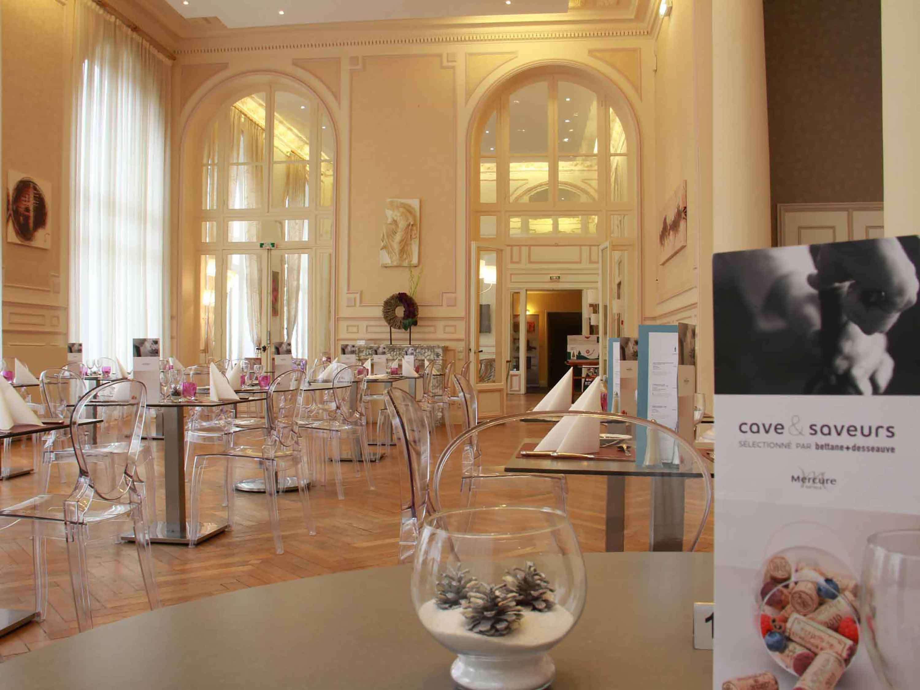 Hotel Mercure Saint-Nectaire Spa & Bien-Etre ภายนอก รูปภาพ