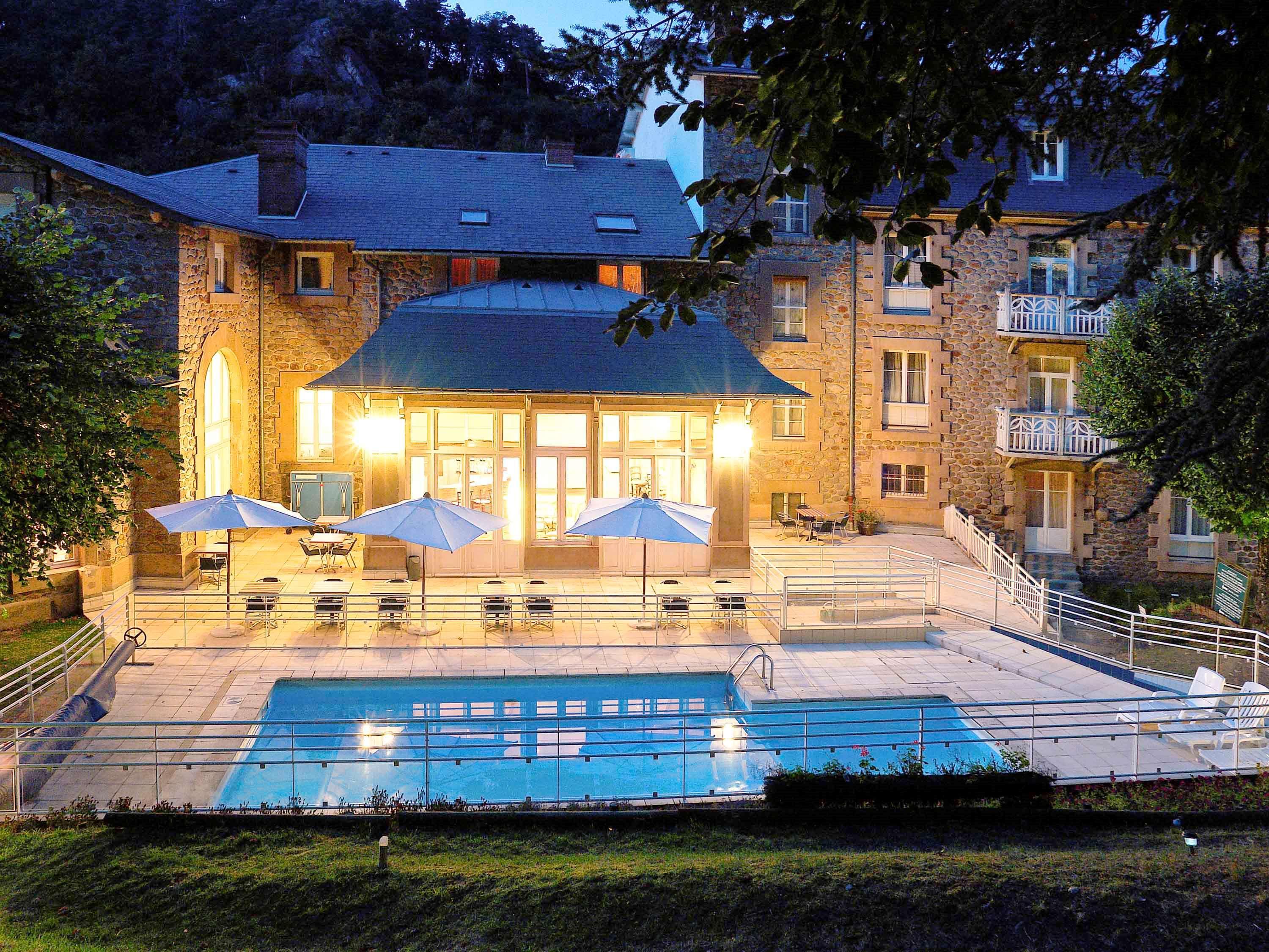 Hotel Mercure Saint-Nectaire Spa & Bien-Etre ภายนอก รูปภาพ