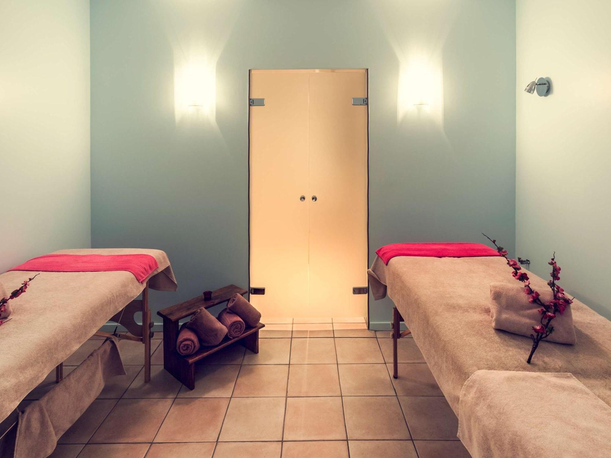 Hotel Mercure Saint-Nectaire Spa & Bien-Etre ภายนอก รูปภาพ